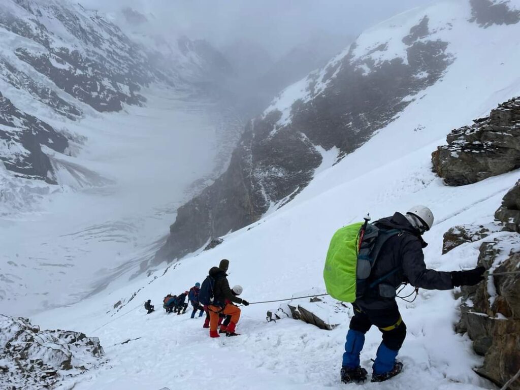 K2 BaseCamp & Gondogoro-La Trek – 5,585 m